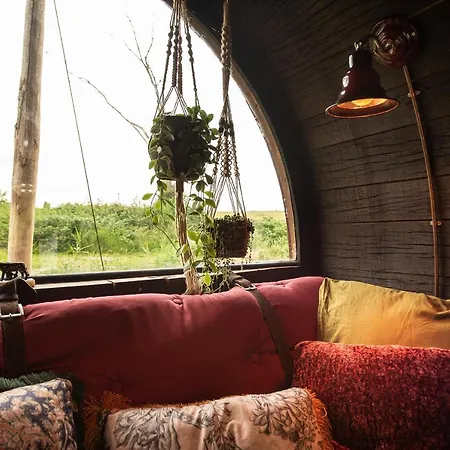 Tiny Wineyhouse No 1 Zennewijnen