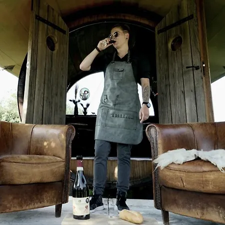 Tiny Wineyhouse No 1 Zennewijnen