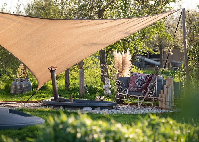 Tiny Wineyhouse No 1 * Zennewijnen